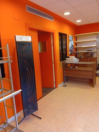 Local comercial en venta en Lardero