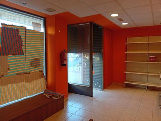 Local comercial en venta en Lardero