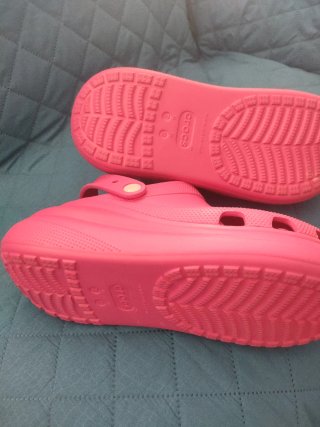 Crocs rosas talla 39-40