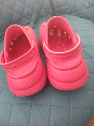 Crocs rosas talla 39-40