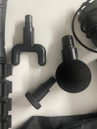 Pistola Masaje + Accesorios + Funda SOLO 10€