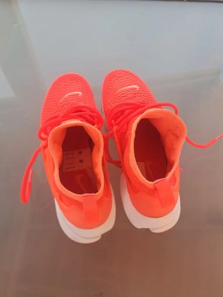 Nike Presto Naranja Talla M