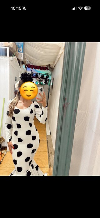 Traje de flamenca blanco y negro