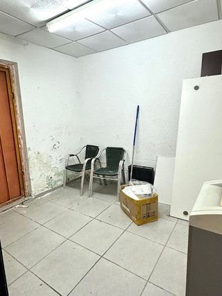 Local comercial en venta en Fuentebella-San Felix-El Leguario en Parla