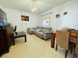 Chalet en venta en La Granja-La Colina-Los Pastores en Algeciras