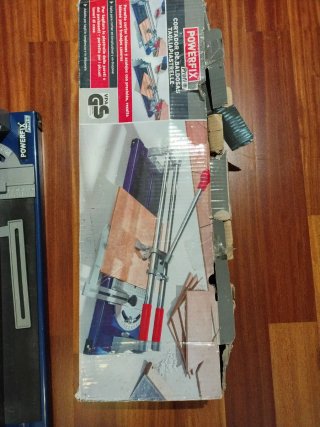 Cortadora de azulejos Powerfix