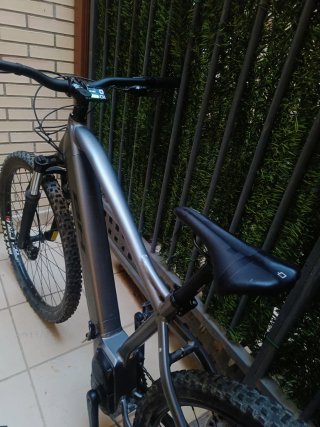 Marca: BH Modelo: Atom 29 TS 9v 500Wh Talla: SM