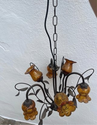 Lámpara de techo antigua floral