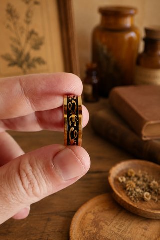 Pareja de anillos dorados y negros Talla US 13