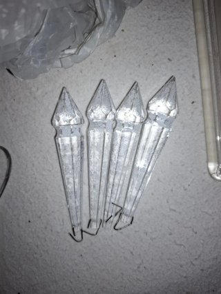 Pendenti antichi per lampadari,10€ a pezzo