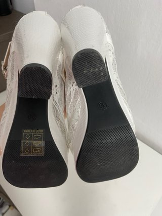 Zapatillas de novia blancas con encaje 38.