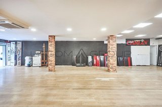 Local comercial en venta en Els Canyars en Castelldefels