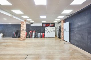 Local comercial en venta en Els Canyars en Castelldefels