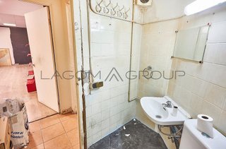 Local comercial en venta en Els Canyars en Castelldefels