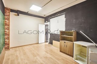 Local comercial en venta en Els Canyars en Castelldefels