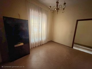 Casa adosada en venta en Centro Ciudad en Linares