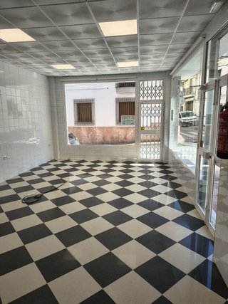 Local comercial en venta en Hoya del Molino en Lucena