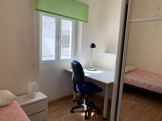 Piso en alquiler en Camino de Ronda - Rosaleda en Granada