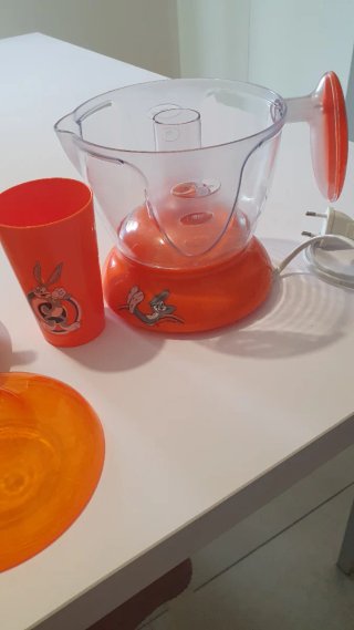 Spremiagrumi Elettrico Looney Tunes Arancione