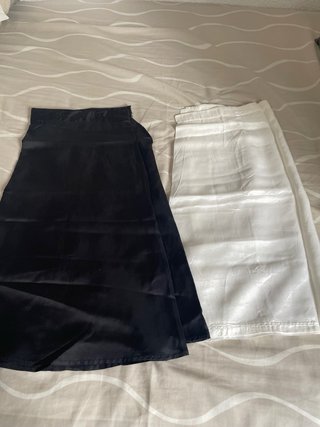 2 forros de falda (negro y blanco)