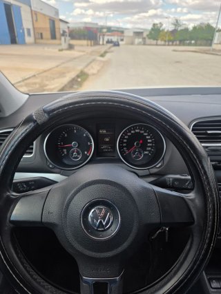 wolksvaguen bluemotion Diesel 2012