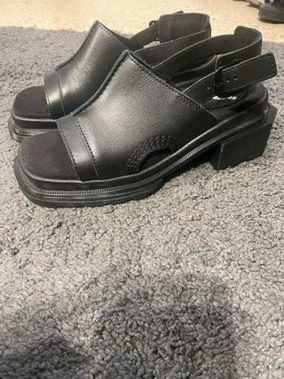 Sandalias Dr. Martens Negras