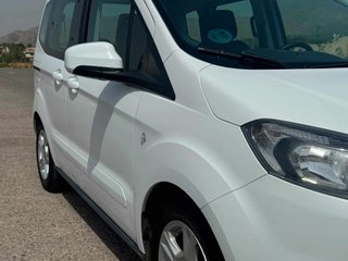 Ford Tourneo Courier 2018