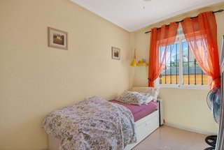 Casa adosada en venta en La Siesta - El Salado - Torreta en Torrevieja