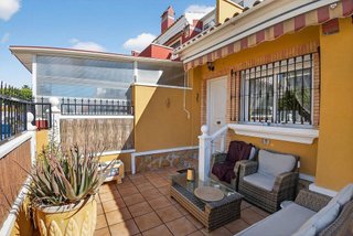 Casa adosada en venta en La Siesta - El Salado - Torreta en Torrevieja