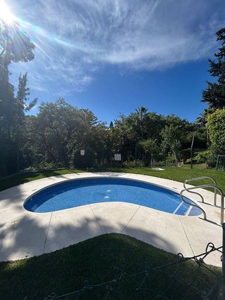 Piso en alquiler en Cabo Pino - Reserva de Marbella en Marbella