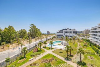 Piso en venta en Los Álamos en Torremolinos