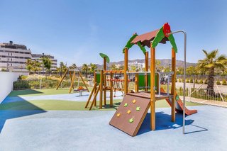Piso en venta en Los Álamos en Torremolinos