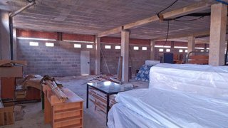 Local comercial en venta en San Felices de Buelna