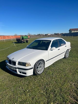 BMW e36 328i