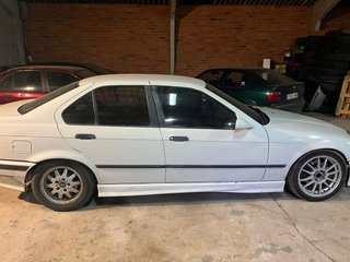 BMW e36 328i