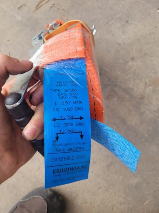 cinta doble con carraca y accesorio de orificio