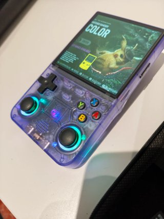 Consola Portátil R36 Ultra Morada