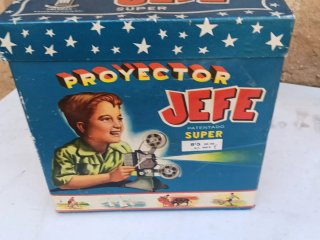 Proyector Jefe Super + 8 Películas 9,5 mm