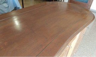 Escritorio antiguo de madera