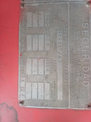 Carretilla elevadora 1500 fenwick con cargador