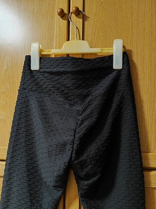 Leggings negros texturizados