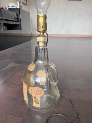Lámpara Botella Dewar's White Label Antigua