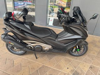 Kymco AK 550 Maxi Scooter Negra