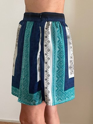 Falda Pull&Bear Estampada Talla L