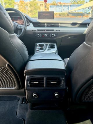 Audi Q7 2016