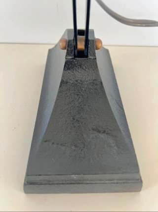 Lámpara de escritorio antigua metal negra