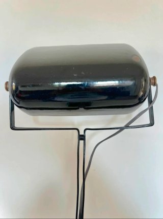 Lámpara de escritorio antigua metal negra