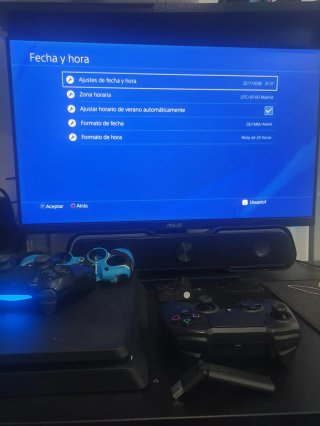 PS4 (PlayStation 4) Slim 1TB + 2 mandos+ 6 juegos
