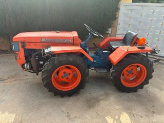 Tractor Antonio Carraro