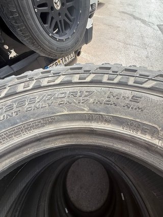 4 Neumáticos Cooper Discoverer LT285/70 R17